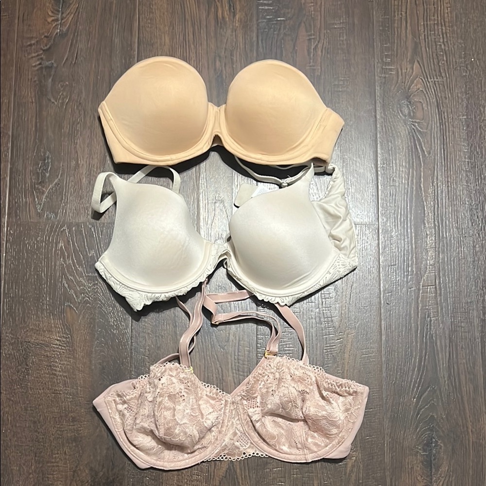 Cream and White Bras Set for Comfort and Style